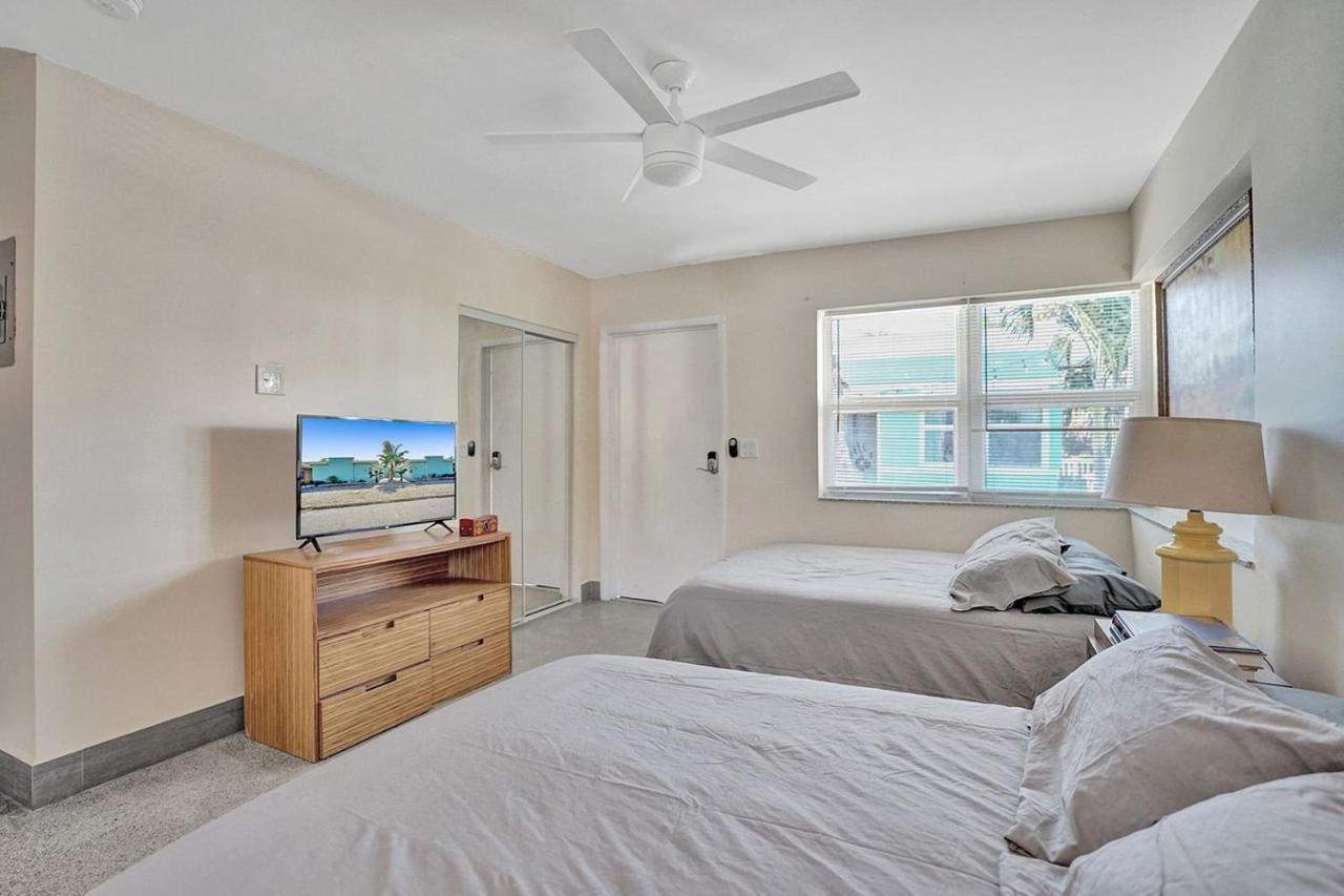 Apartament Downtown Hollywood Holiday Retreat Dania Beach Zewnętrze zdjęcie