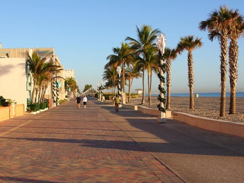 Apartament Downtown Hollywood Holiday Retreat Dania Beach Zewnętrze zdjęcie